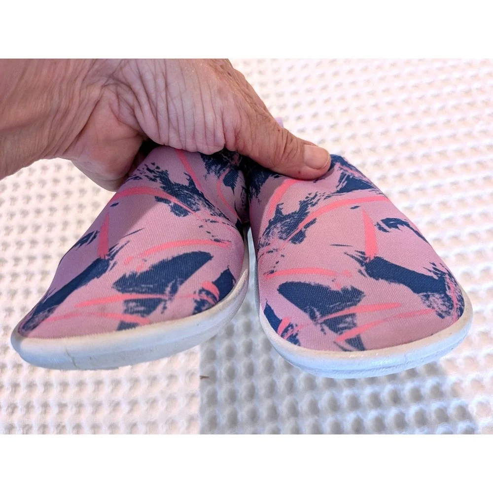 Speedo Kids Water Shoes Pink Blue Slip On Swim Pool Beach Shoes Size 13-1 S